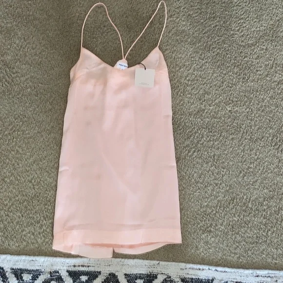 DRESSES - Picture 8 of 8